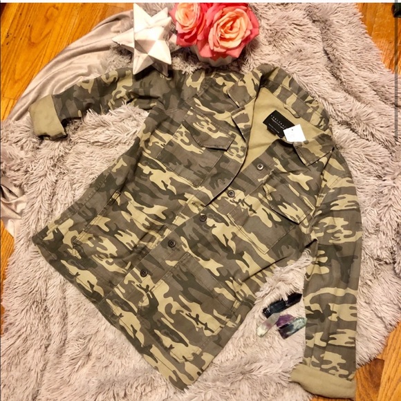 Sanctuary Camo Shacket - Picture 3 of 6